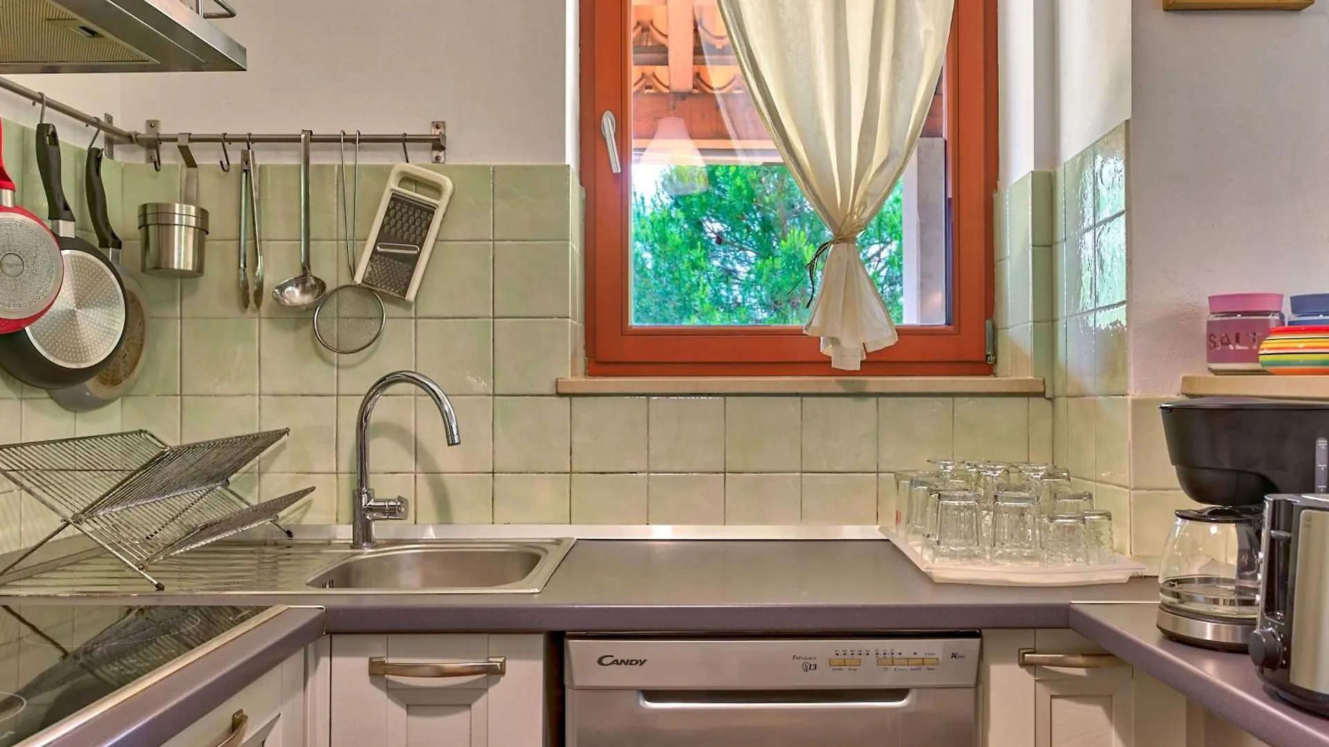 Villa Agatha Krnica 0*,
